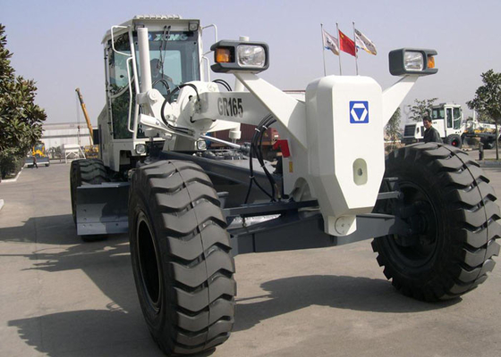 中国 15000kg 操作重量が付いている ZF 伝達道路工事のコンパクト モーター グレーダーの使用料 サプライヤー