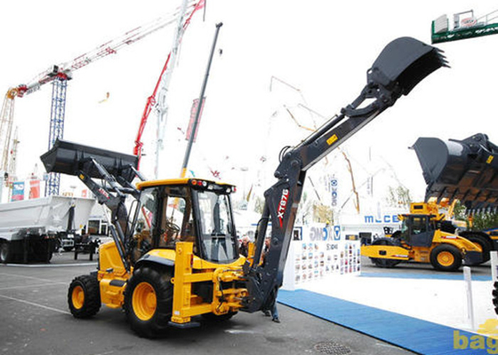 中国 掘ることおよび負荷を設計するための 0.8m3 積載量のトラクターのバックホウの積込み機 サプライヤー