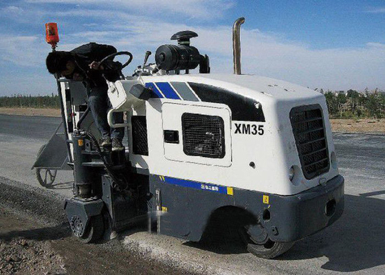 中国 セリウムのアスファルト除去剤機械、道路工事のための 56KW XCMG のフライス盤  サプライヤー