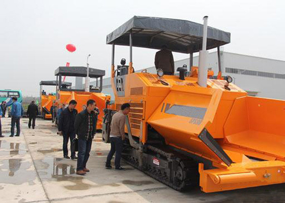 中国 アスファルト 120MM の最高の製粉の深さの冷たい製粉の地球移動機械類 サプライヤー